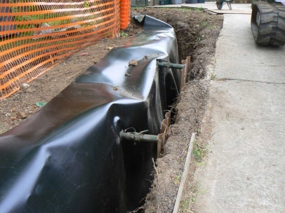 Installation of root barrier near large mature Oak